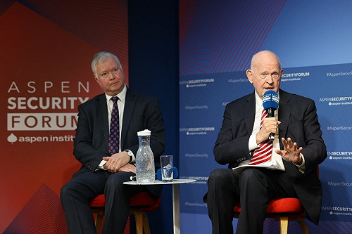 川普國安戰略報告不稱中國為敵人　專家：著眼北京行