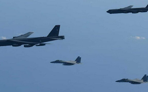 (影) 中俄機隊包圍琉球群島 美B-52與日聯合軍演 雷達鎖定後互秀肌肉