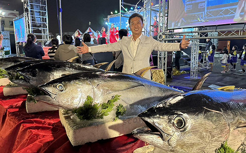 出席「大海開吃」推前鎮漁港升級   許智傑串聯交通打造觀光新亮點