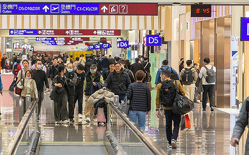 出國接機必看！桃機明年「科技執法」臨停限3分鐘 違規最高罰1200元