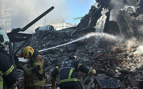 高雄大發工業區廠房大火！燒19小時終撲滅  空污監測接近背景值