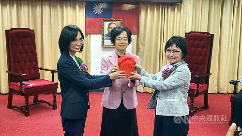 高雄高分院院長交接　梁玉芬接棒盼維持優良傳統