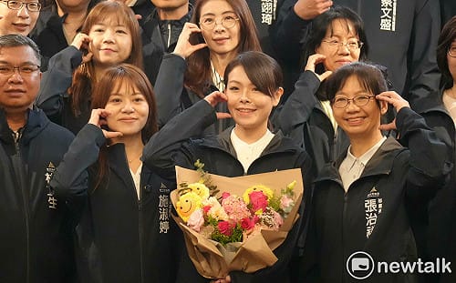 「我回來了！」高虹安重返市府哽咽：走過低谷  更懂責任重量