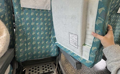 (影)北車中山砍人案引恐慌！網傳高鐵坐墊「秒拆變盾牌」 實測畫面曝光