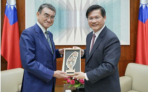 林佳龍接見河野太郎眾議員一行  盼台日未來更深化合作