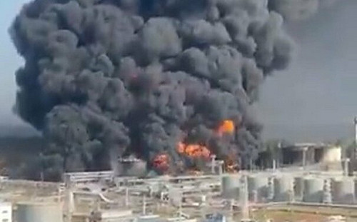 (影) 烏深層打擊奏效！無人機令俄南煉油廠全面停擺、頓涅茨克彈藥庫大爆炸