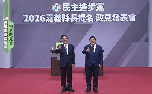 嘉義縣長初選》嗆蔡易餘灌水他年紀　黃榮利諷：我控制體重能力非常好 