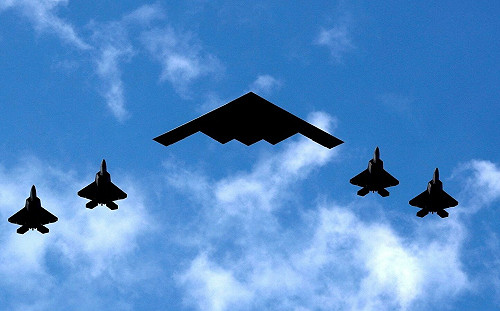 （影）72小時美以聯合攻伊朗？ 傳以批准「鐵拳行動」 伊秀「電磁獸」反制