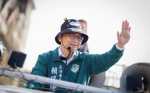 一日橫跨南北高雄走訪基層    賴瑞隆全面強化陸戰動能