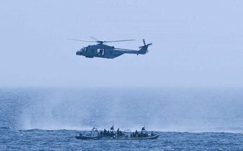 (影) 獵殺影子艦隊! 美、英聯手追擊俄油輪 莫斯科急派海軍艦隊護航