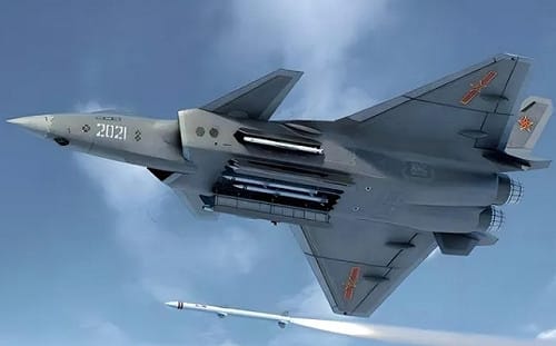 撞上殲-20「電子迷霧」? 宮古海峽交手 日F-15J辨不出型號只「推定」 眼看它溜走