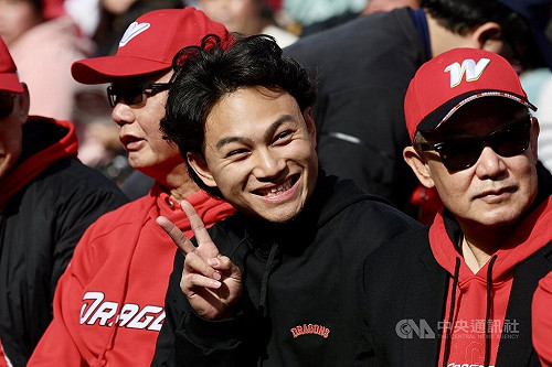 徐若熙轉戰日職　勉追夢球員心未死身體就會跟隨