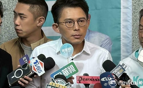 黃國昌突訪美稱要談關稅軍購  綠委諷：要代表政府？她轟任期剩20天，騙誰啊？