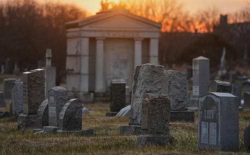 費城驚悚盜墓案  百具遺骸現場宛如恐怖片