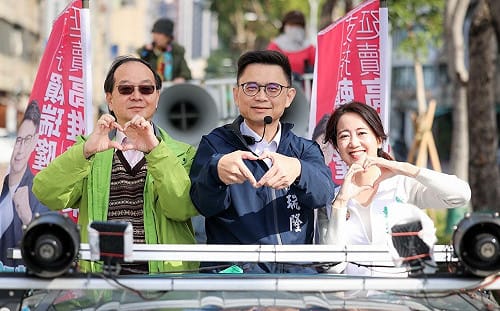 初選周倒數一天鐵人行程   賴瑞隆協各方戰友大車掃衝刺