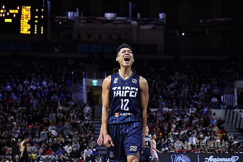 PLG領航猿對勇士首節爆衝突　林志傑等3人遭趕出場