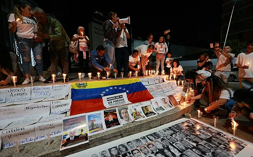 釋放承諾成空話？委國8百政治犯只放49人 監獄還傳出死訊 家屬獄外哭等