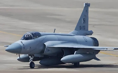 「梟龍」戰機熱銷是假的? 中媒踢爆：「獨家爆料」與官方循環炒作 大搞「營銷局」