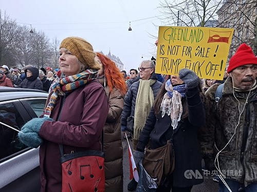 「格陵蘭不出售」　丹麥與格陵蘭同步遊行團結發聲