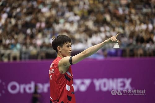 林俊易克服傷病大躍進　場上殺氣十足場下浪漫求婚