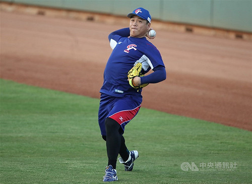 日投手備戰經典賽注重手部保濕 12強廖乙忠有經驗