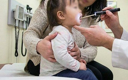 醫術不如媽媽直覺？母稱腸病毒藥兒瞬間「滿血復活」 律師酸：以後乾脆問 AI　