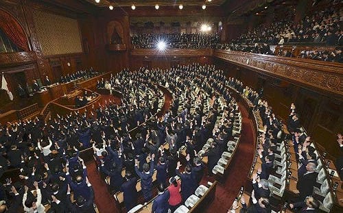 日眾議院解散｢議員3呼萬歲｣ 矢板明夫指折射出日本政治文化這一面