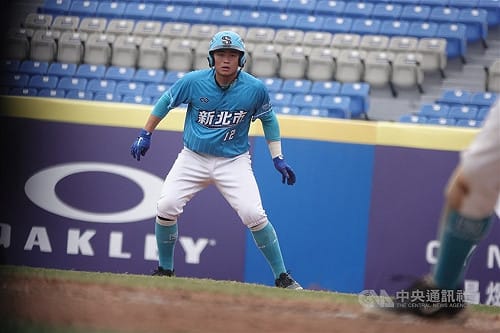 高中木棒聯賽黃世堯敲3分砲　助穀保搶下首勝