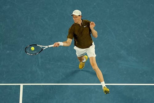 辛納闖澳網男單4強　下一役對決喬科維奇搶決賽門票