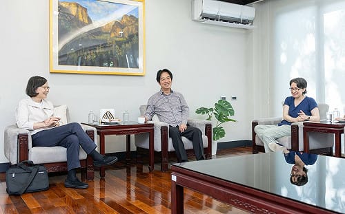 蔡賴大戰2.0？黃暐瀚：我不是「爆料者」  蔡英文2028不會挑戰賴清德