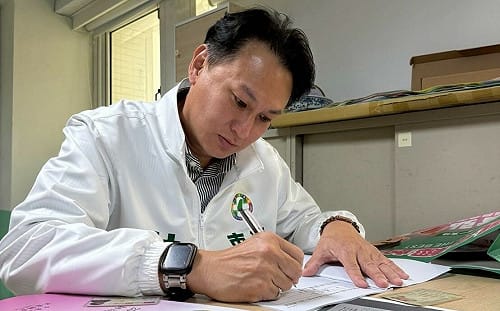 民進黨高市議員初選首日5人登記　林哲弘新人中拔得頭籌