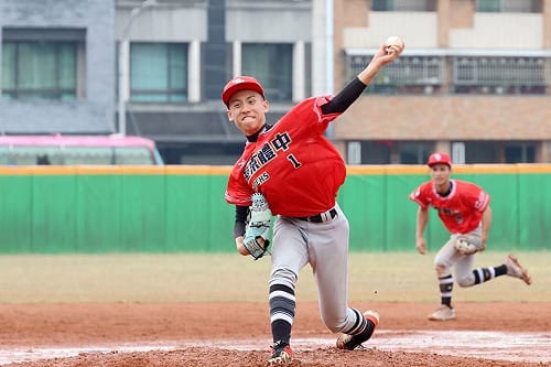 高中木棒聯賽曾睿豪延長賽穩守 助東體擊敗麥寮