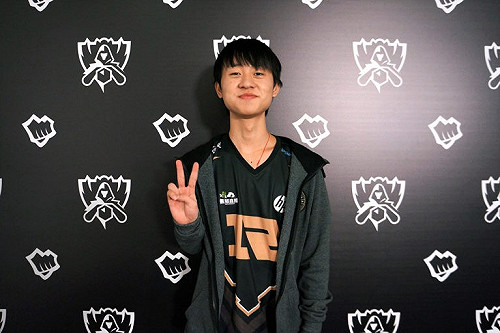 英雄聯盟世界賽》RNG Ming：小狗是世界第一的AD