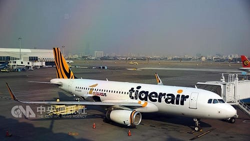 身障者搭虎航得多付費 交長也說不合理