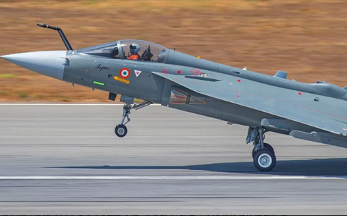 「拍胸脯只交出5架」! 印光輝戰機Mk1A再跳票 180架大單卡在「這裝備」....