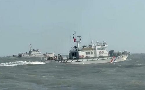 春節前夕中國海警再侵金門限制水域　海巡強勢驅離4船編隊