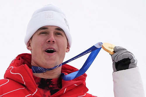 米蘭－科爾蒂納冬奧3金入袋　瑞士范奧曼躋身傳奇之列