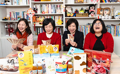 競標最強台味伴手禮！蘇巧慧、何欣純、王美惠、陳品安推銷在地農產品