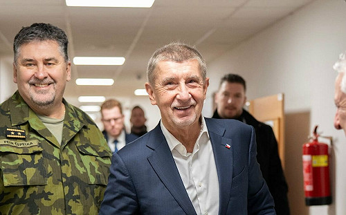 拒當政治工具！捷克兩千媒體人連署反改革  國際憂斯洛伐克式整肅重演