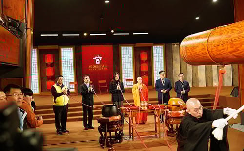 (影)拉紅繩抖動風波！鄭麗文：感受大願之前、大法之下的巨大正能量