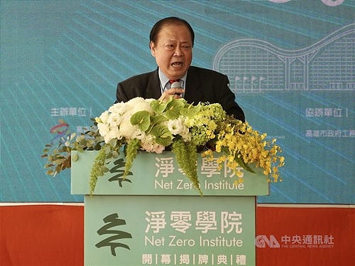 陳其邁：陳光復顱內減壓手術已完成　盼恢復健康