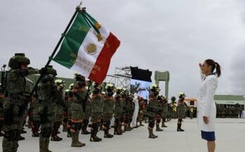 (影) 墨國掃毒動亂結束？ 辛鮑姆稱美軍未介入 大毒梟被活捉 疑押送中遭「滅口」