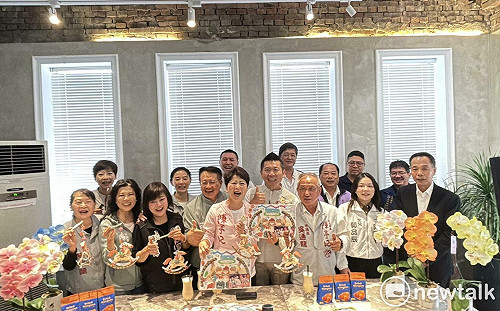 陳亭妃馬年創意小提燈亮相　蝴蝶蘭珍奶虱目魚芒果打造「會走的台南名片」