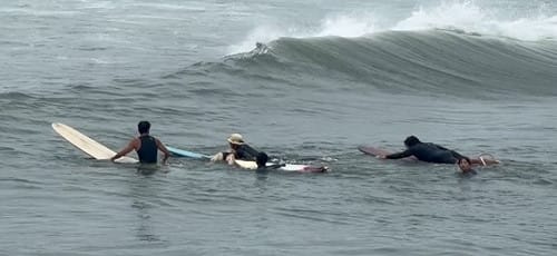 花蓮美崙溪出海口男子落水　衝浪客趕救援仍不治
