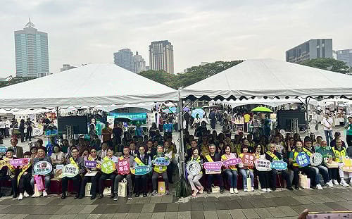 「反毒1加1 讓愛1家1」市集登場    萬人齊聚展現守護孩童力量 