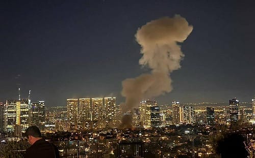 伊朗總統才致歉承諾「將保持克制」司法總監揚言續轟炸波斯灣鄰國