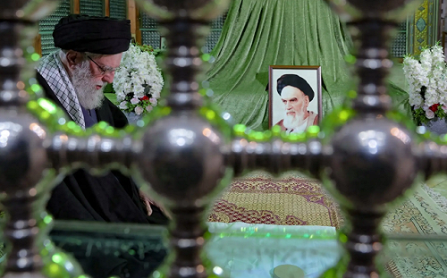 伊朗當局誰說了算 ? 最高領袖握軍權外交 總統僅居第二位