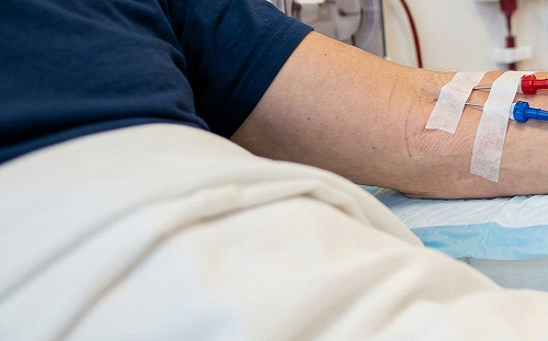 感冒竟讓腎功能暴跌！醫揭70歲阿伯慘痛代價：千萬別瘦到沒肉