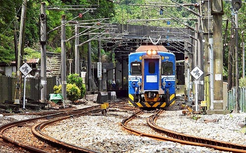 台鐵VISA刷卡系統出包！網路預購票付款截止延後一日