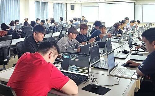 南台灣半導體專業教育夯    陽明交大高雄校區招生空前熱烈